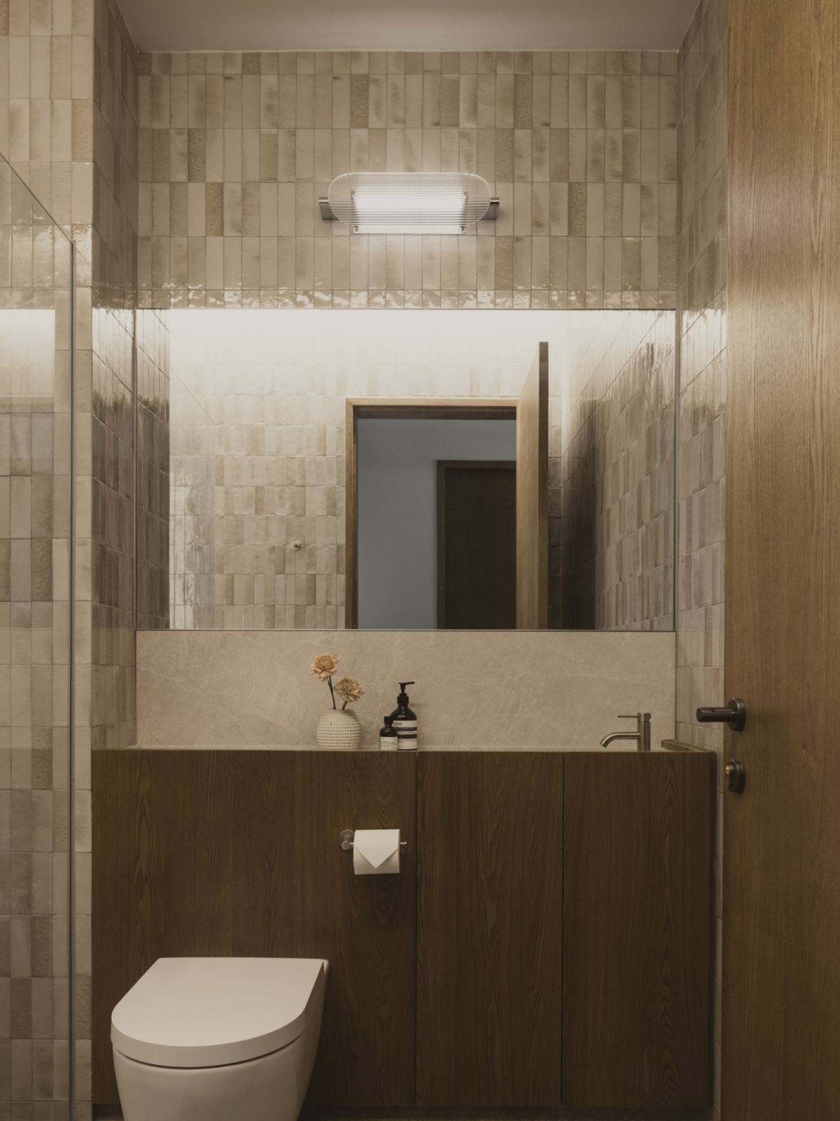 Another look at the bathroom with timber fixtures