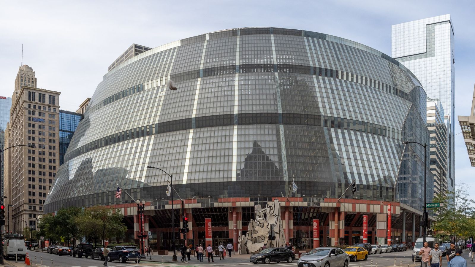 Plans are underway for Google to revamp the James R Thompson Center in Chicago (Photo: ajay_suresh / WikiCommons)