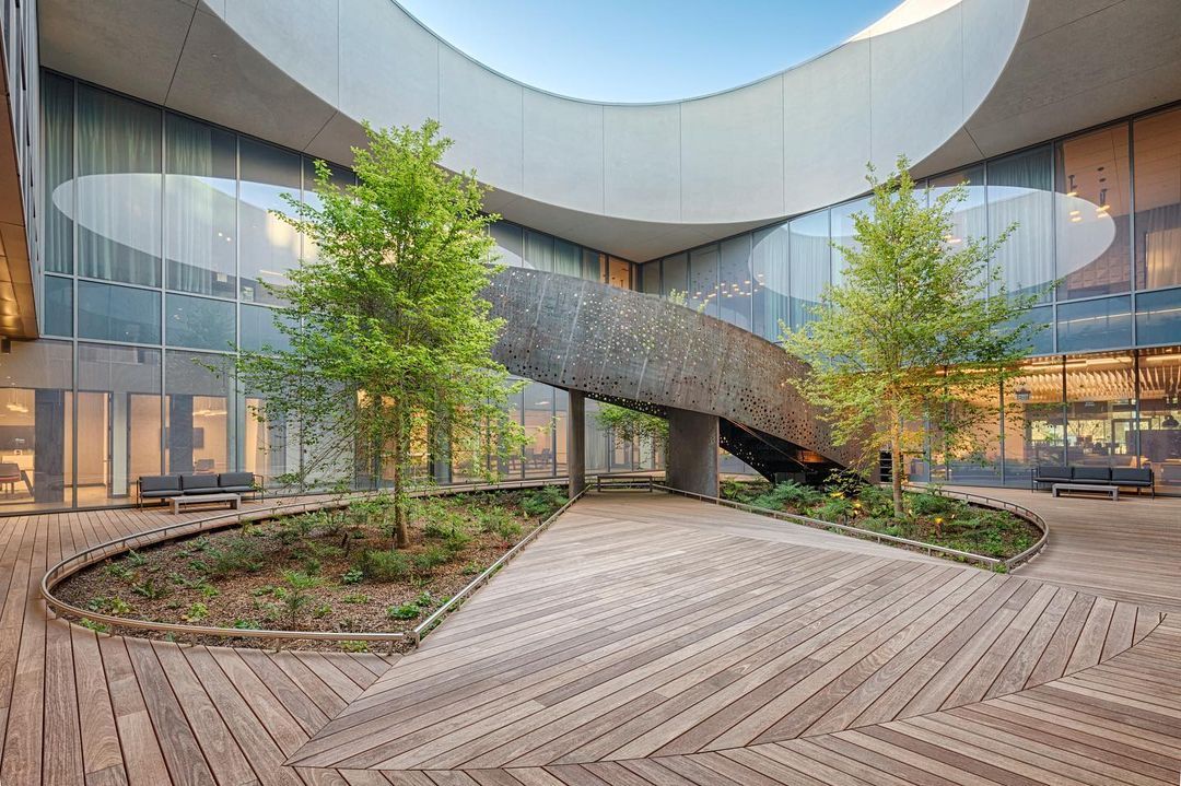 The Oculus courtyard floods the space with natural light (Photo: Marco Zecchin, @lundbergdesign / Instagram)