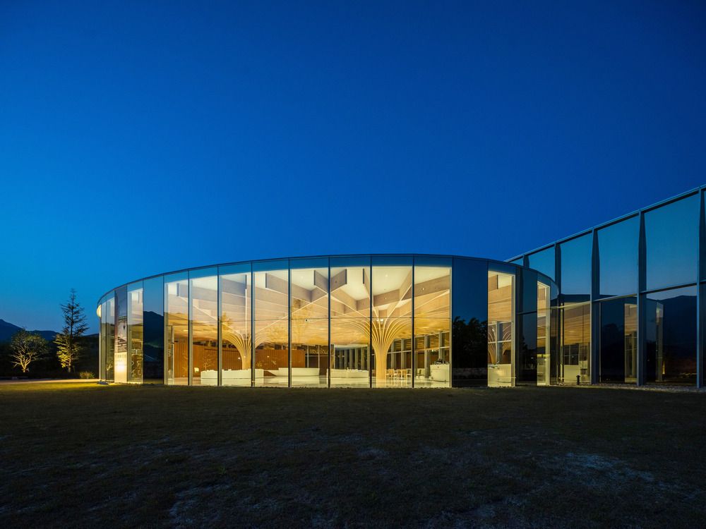 Simose Art Museum in Hiroshima, Japan by Shigeru Ban (Photo: Hiroyuki Hirai)