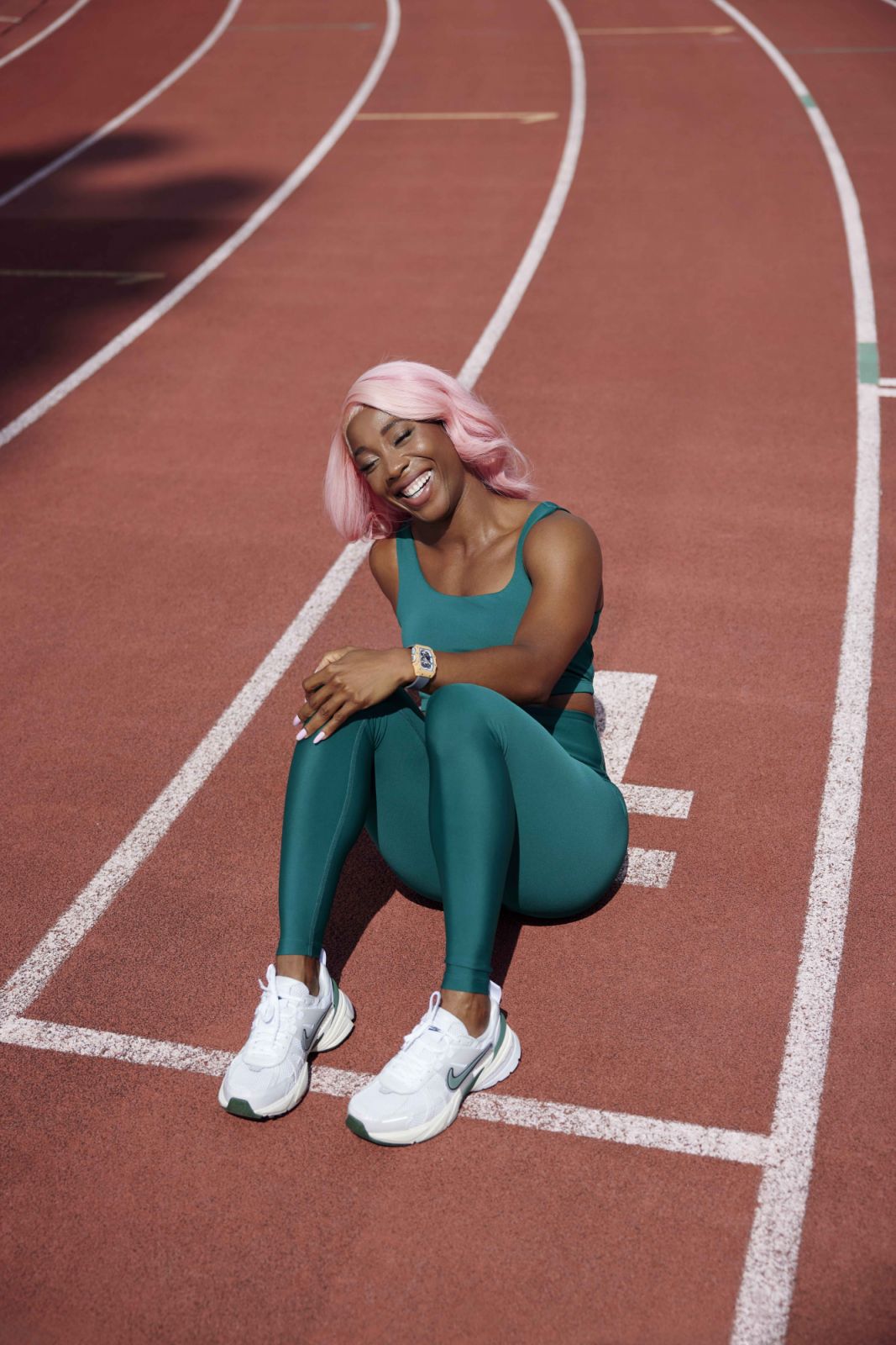 短跑傳奇Shelly-Ann Fraser-Pryce佩戴RM 07-04自動上鍊運動腕錶。Photo:RICHARD MILLE