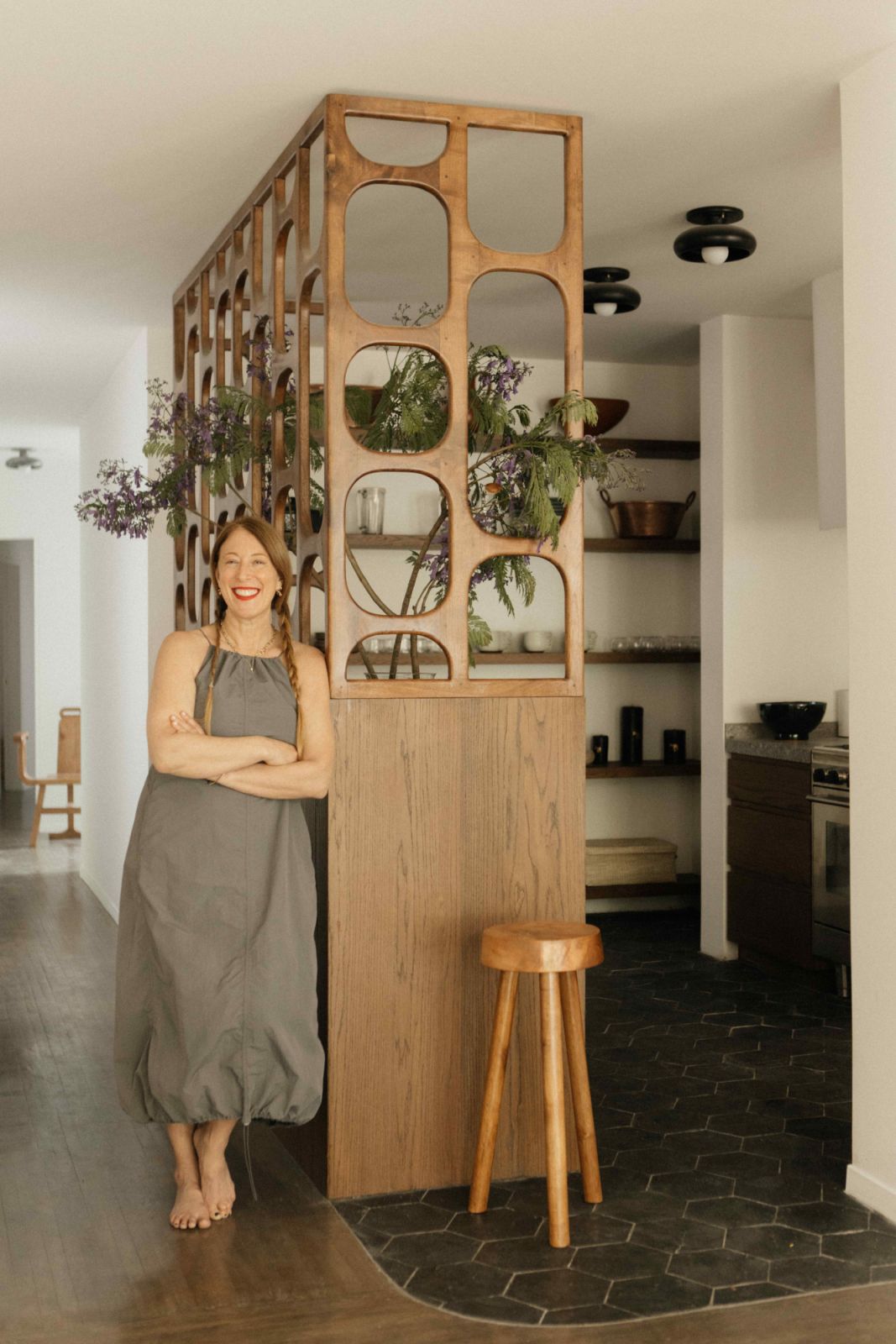 Laura Aviva, nhà sáng lập L'Aviva Home. Ảnh: Maureen M Evans, styling: Tessa Watson.