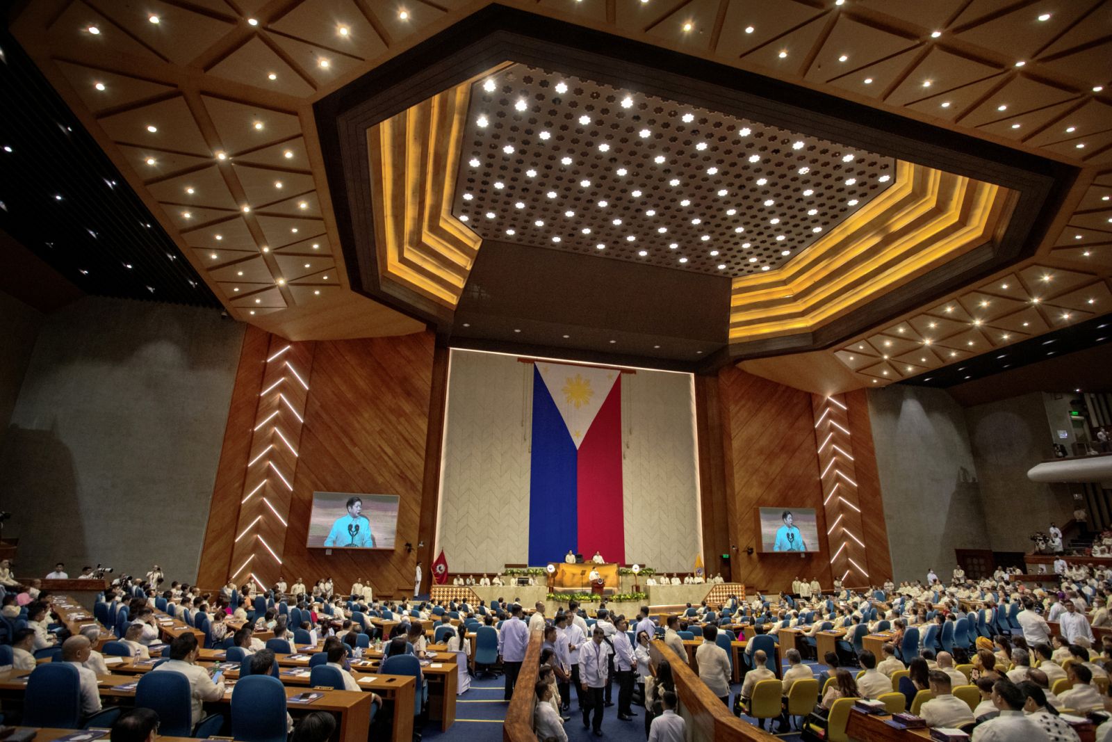 Philippine President Ferdinand Marcos Jr. delivers his second State of the Nation Address before lawmakers at the House of Representatives in 2023 (Photo by Ezra Acayan/Getty Images)