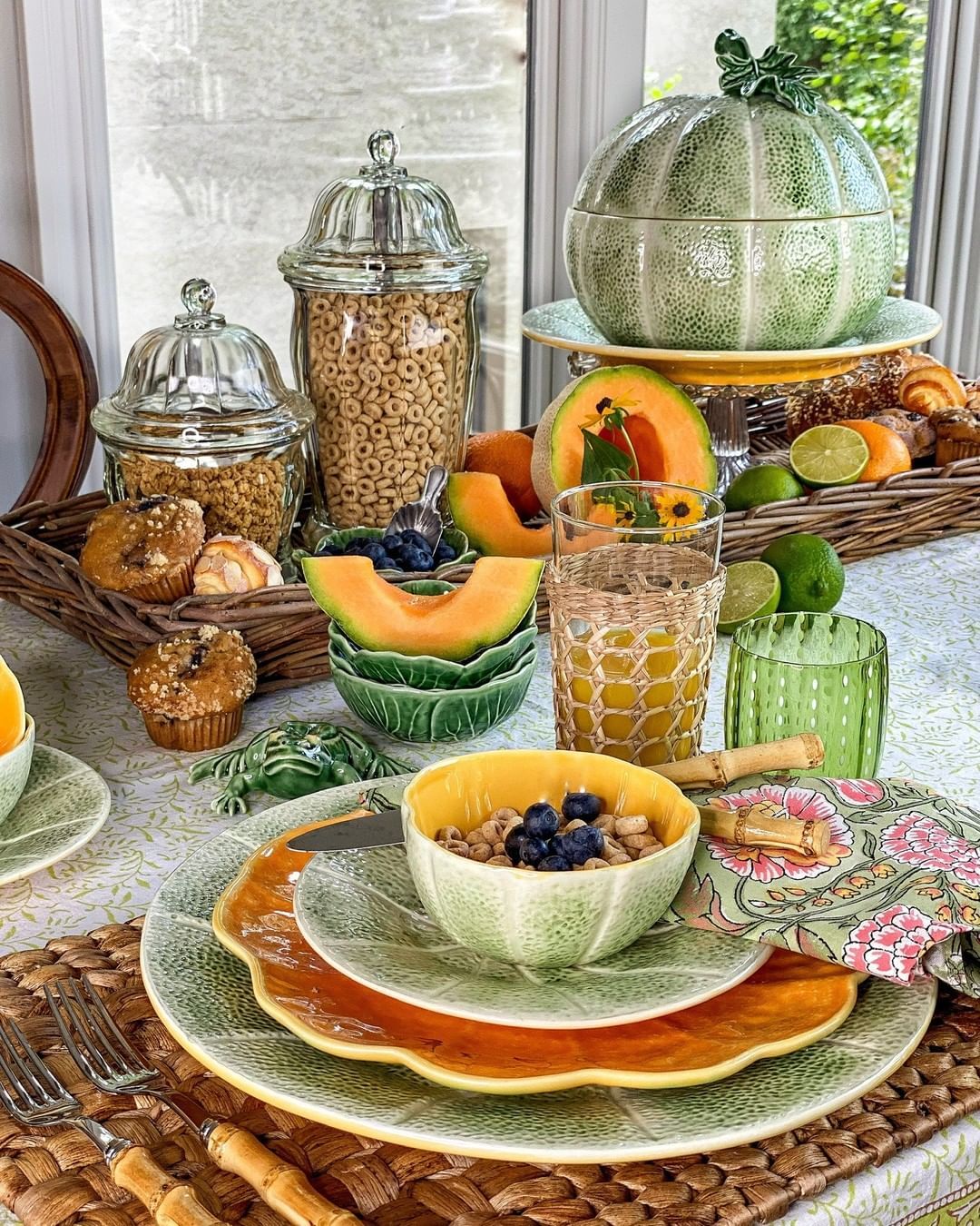The Bordallo Pinheiro Melon collection serves up functional tableware (Photo: Instagram / @bordallopinheiroofficial)