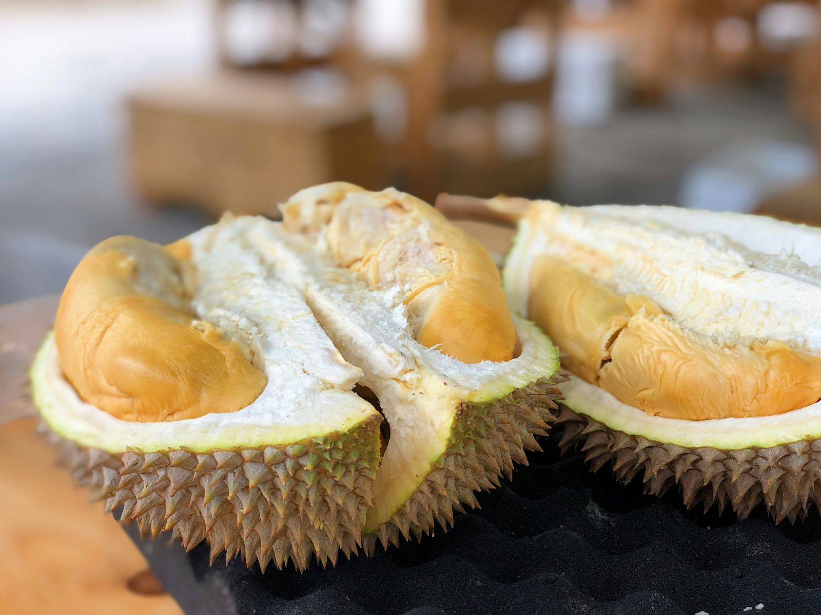 A durian cut in half (Photo: Unsplash)