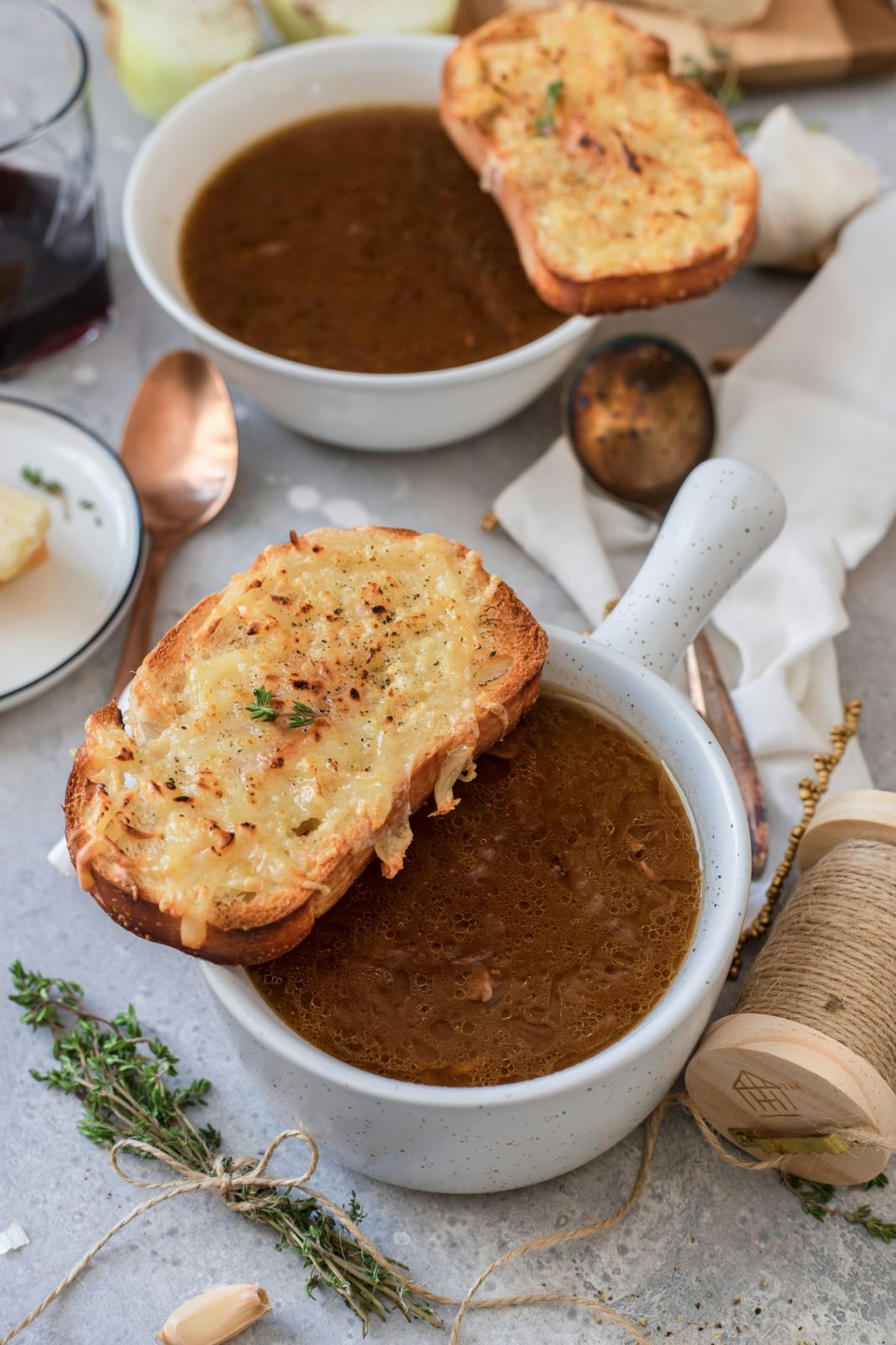 Bowls of French onion soup (Photo: Unsplash)