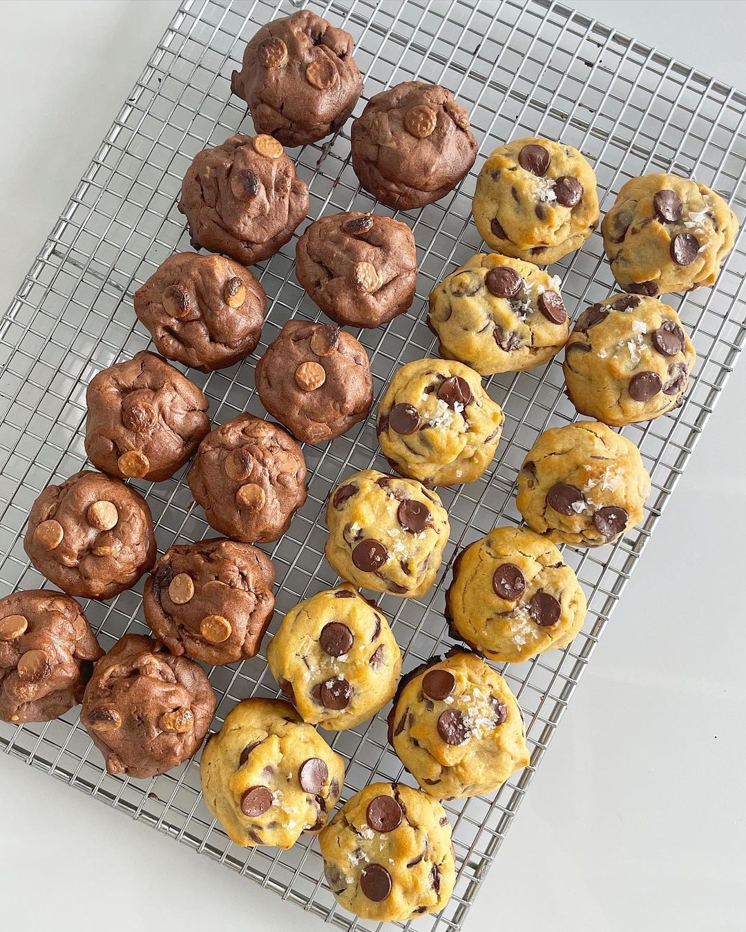 Sea salt chocolate chip and double chocolate cookies (Photo: Instagram / @chunky.my)