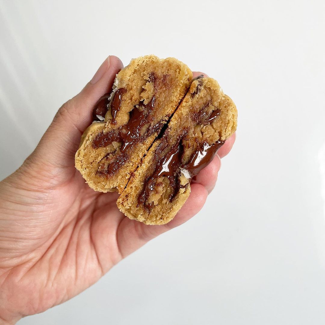 The interior of Chunky’s sea salt chocolate chip cookie (Photo: Instagram / @chunky.my)