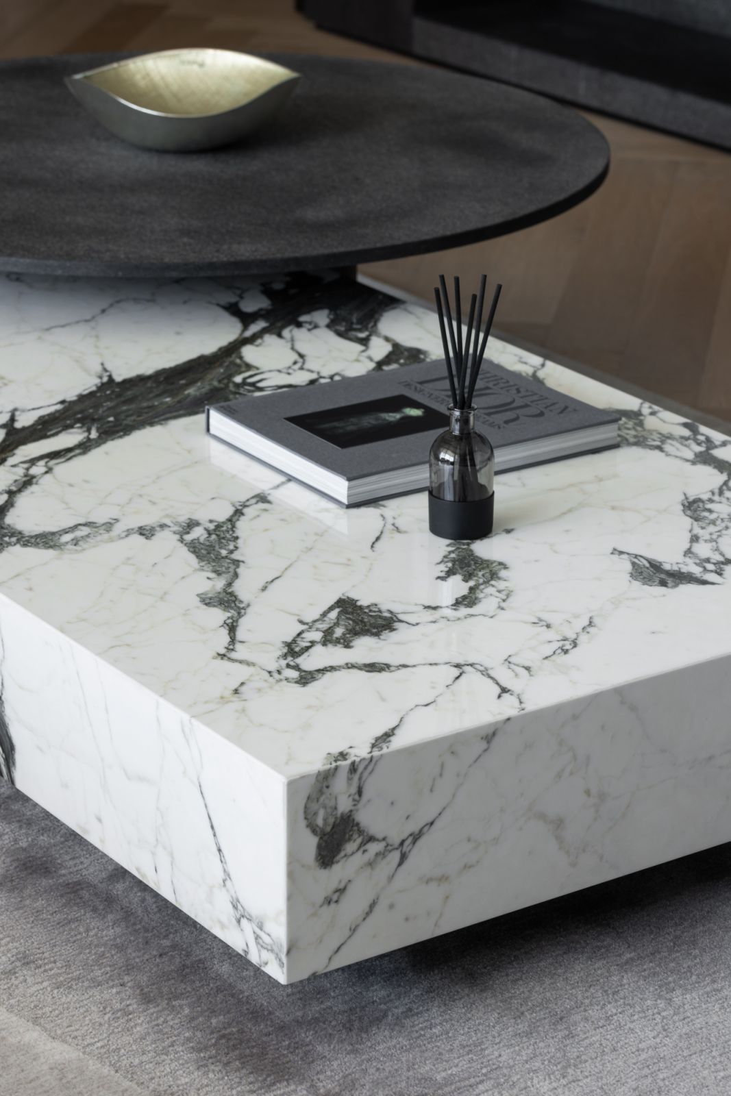 Contrasting materials were deployed for visual interest