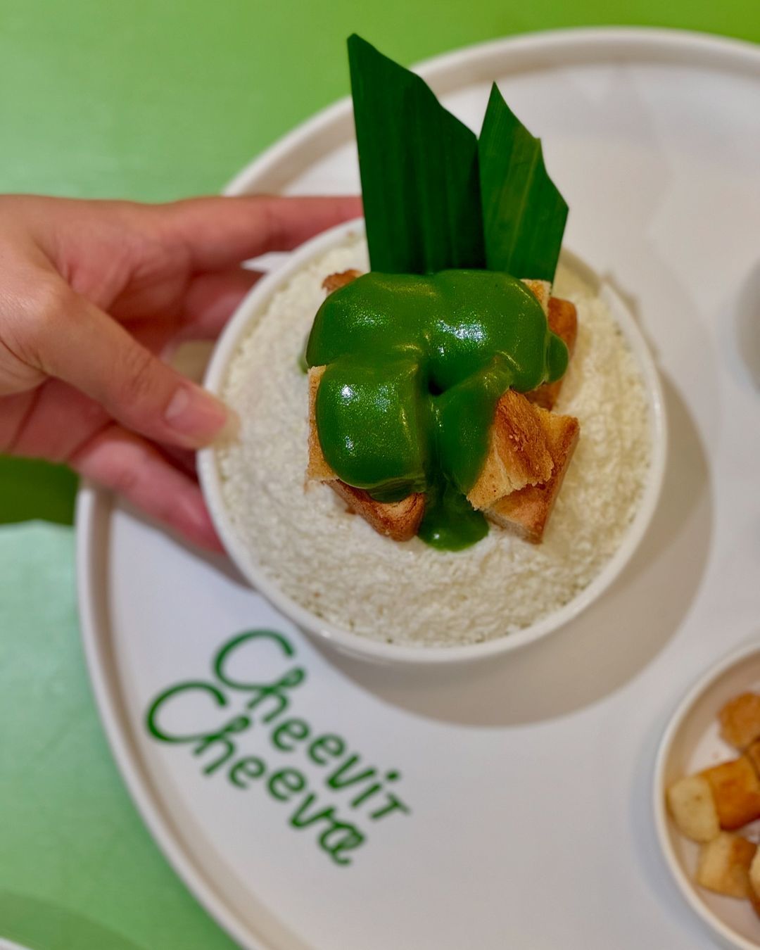Shokupan-topped bingsu (Photo: Instagram / @ringxii__)