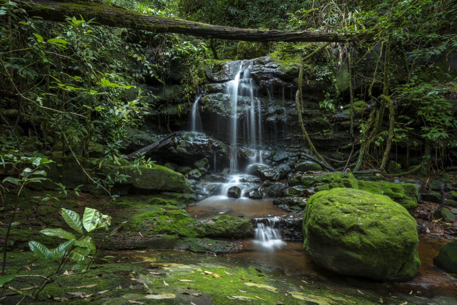 Saithip Waterfall, Phu Soi Dao national park Thailand