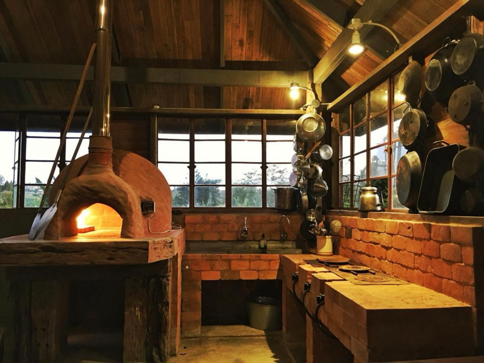 Tuny Resto Farm - Brick oven, buily by Anthony Mendoza himself