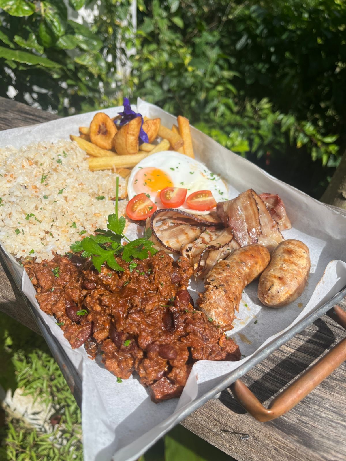 Tuny Resto Farm - Bandejado