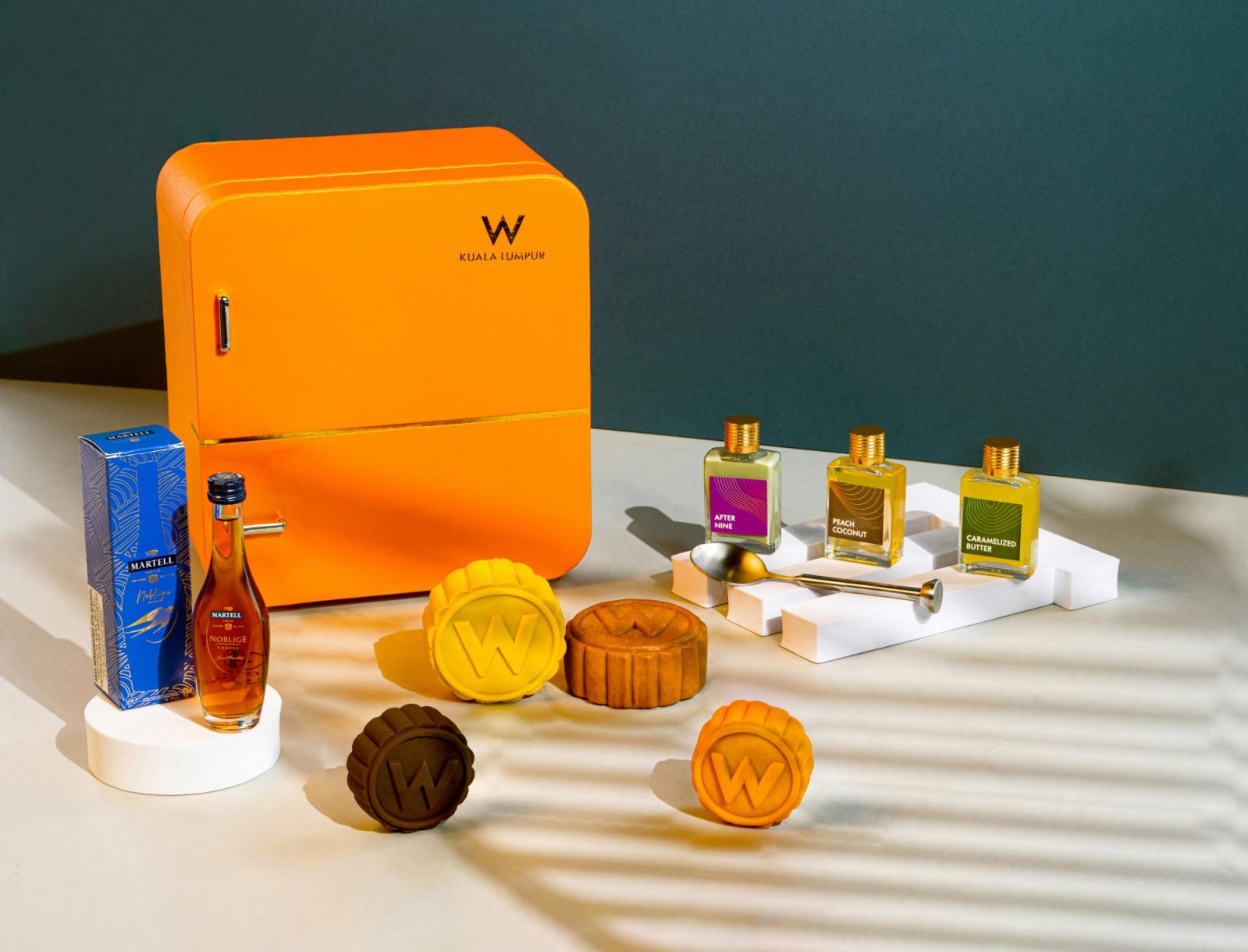 Vibrant mooncakes and a collectible trunk (Photo: W Kuala Lumpur)