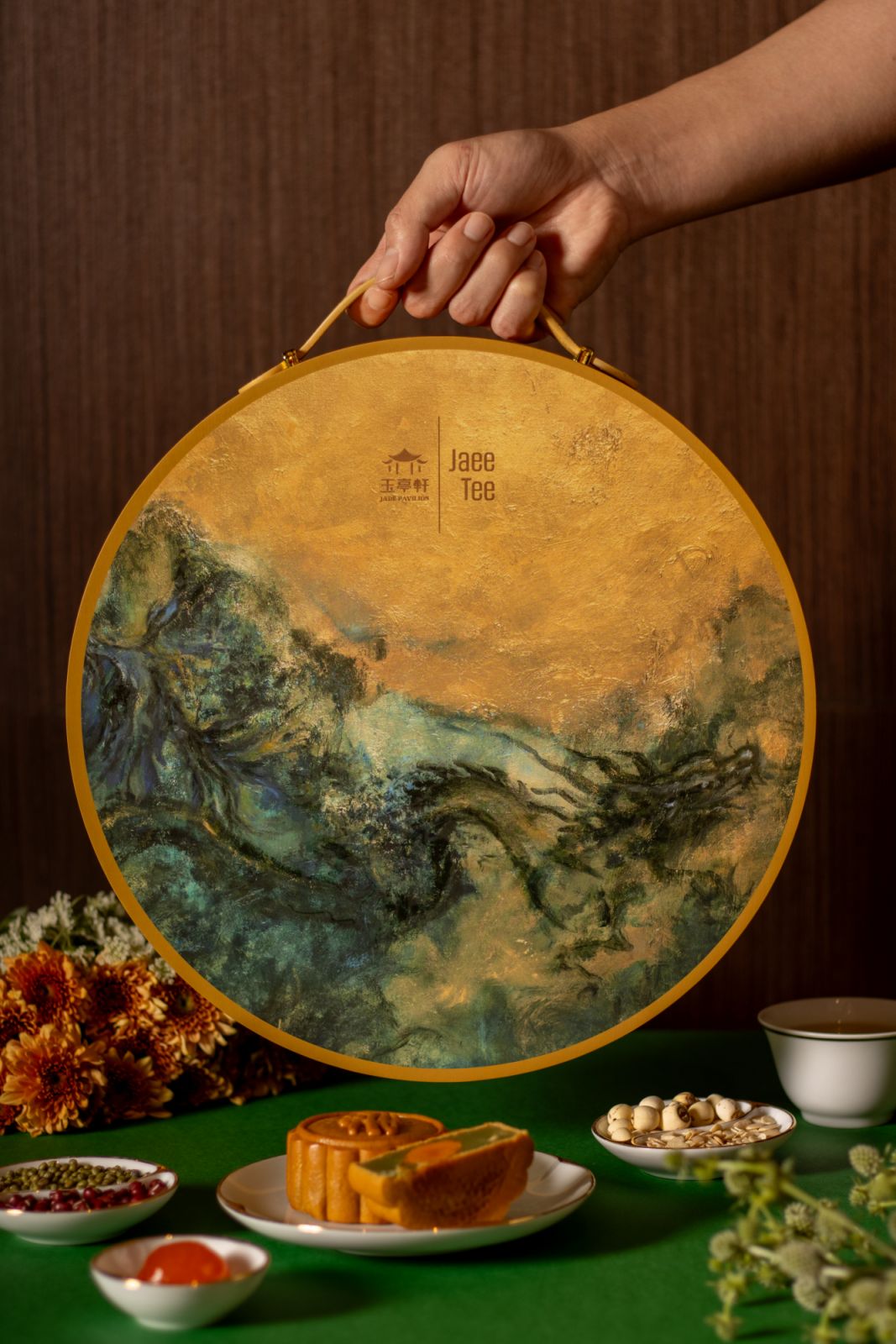 Moonlit Majesty mooncake collection (Photo: Banyan Tree Kuala Lumpur)