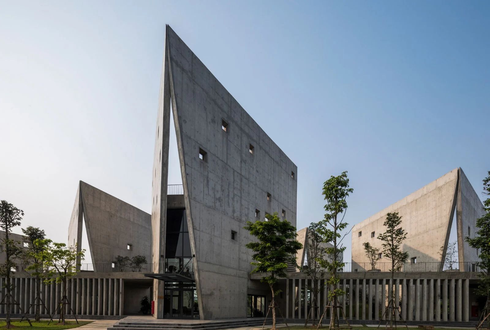 The Viettel Offsite Studio by Vietnamese architect Vo Trong Nghia (Photo: Atelier International)