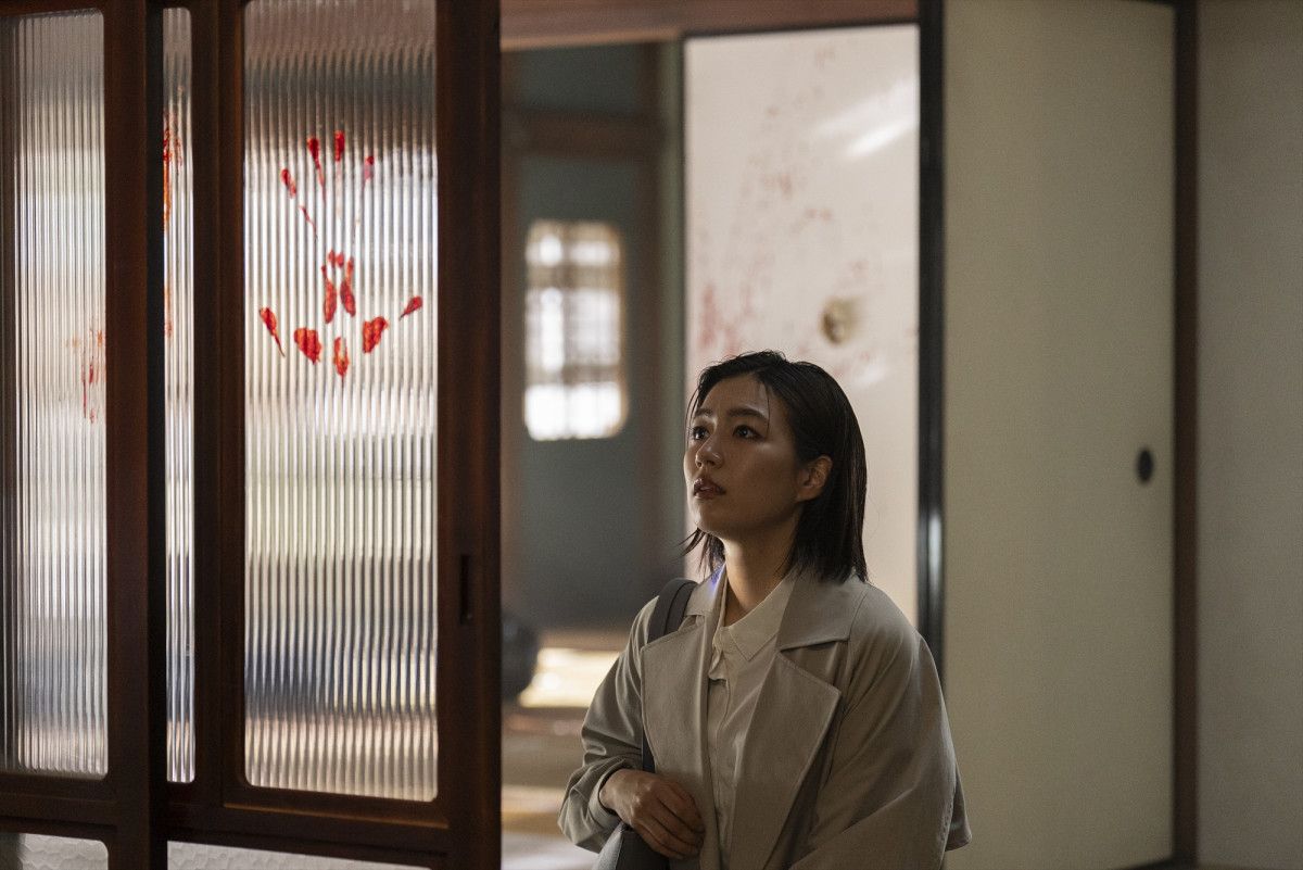 《七夕之國》以血腥與暴力的畫面,探究人類存在意義。(Photo: Disney+)