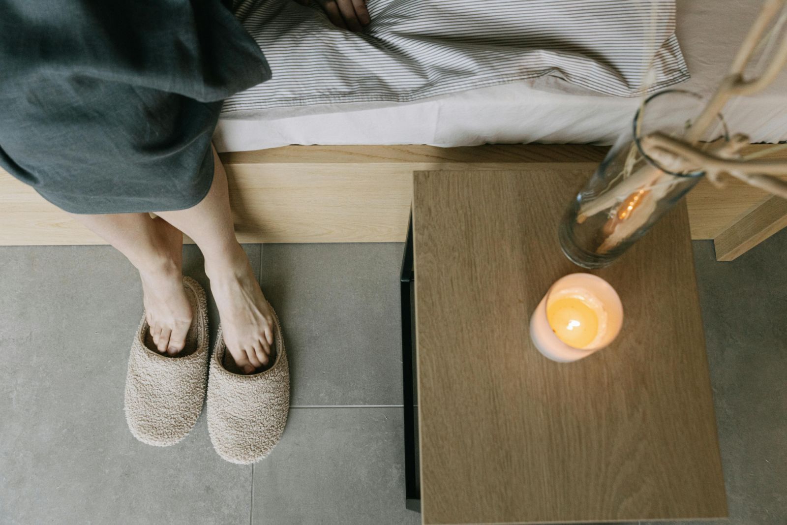 Hungry Ghost Month bedroom slippers superstitions