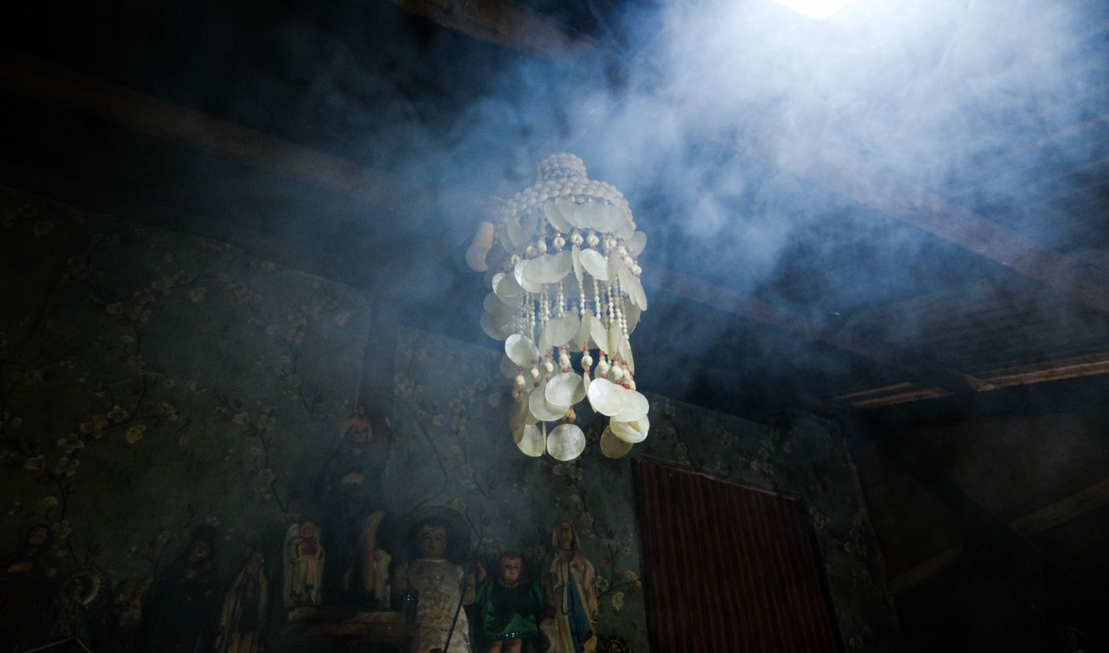 Incense flowing through the air during a healing session ((Photo: Macy Castañeda Lee)
