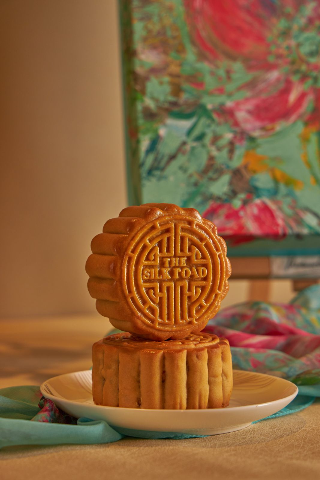 ขนมไหว้พระจันทร์รสชาติคลาสสิกและซิกเนเจอร์ ในเซ็ทลิมิเต็ด 'Pastel Art Box' ออกแบบโดย Arianna Caroli จากโรงแรม ดิ แอทธินี โฮเทล แบงคอก