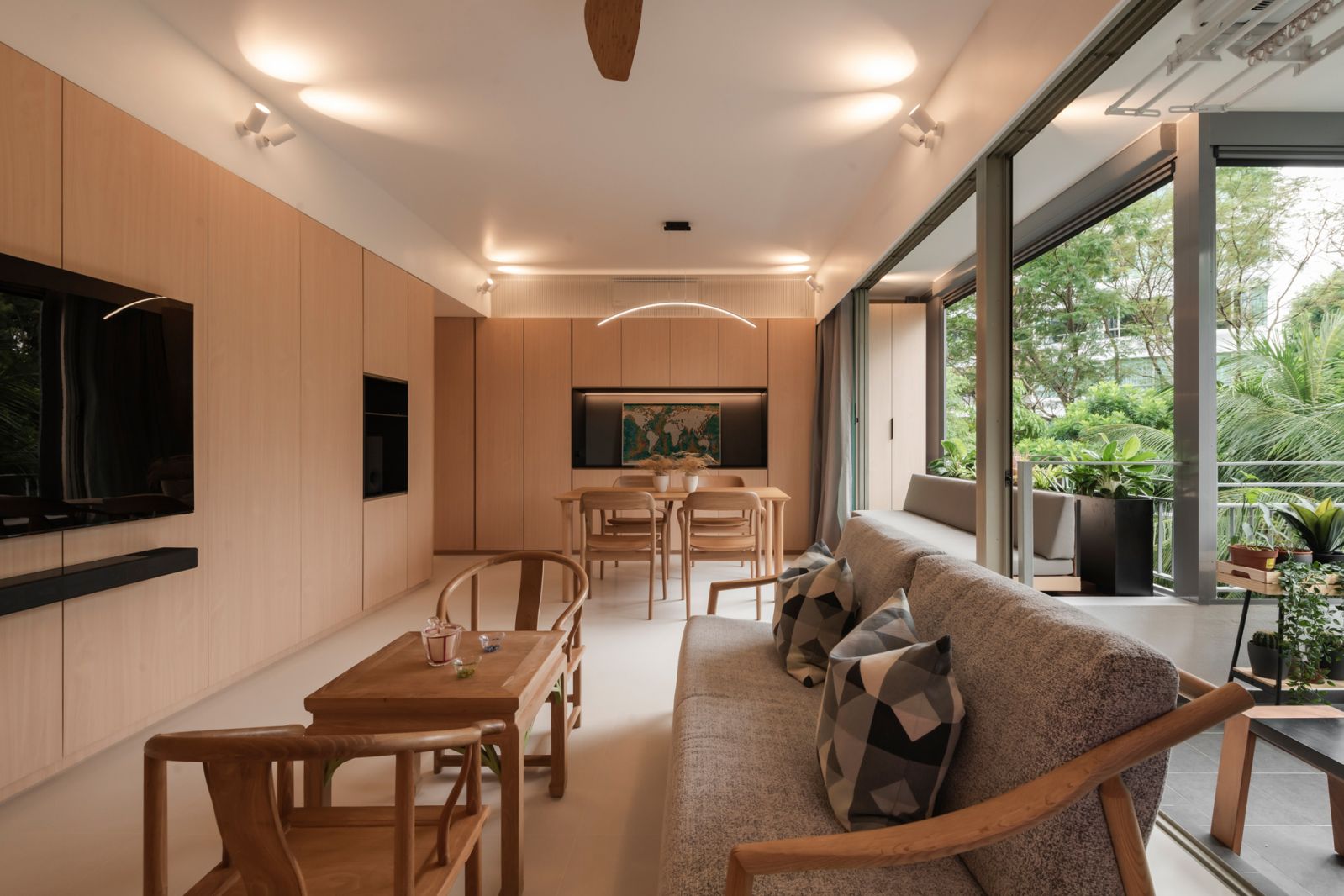 The Casa Merah common areas