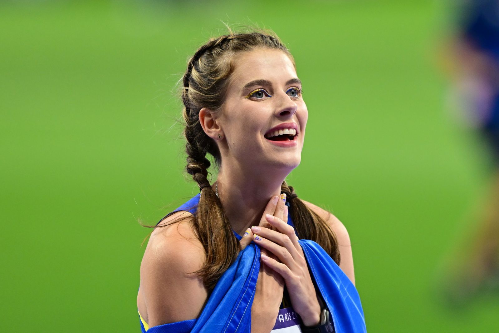 PARIS, FRANCE - AUGUST 04: Gold medalist Yaroslava Mahuchikh of Team Ukraine celebrates during the Women's High Jump Final on day nine of the Olympic Games Paris 2024 at Stade de France on August 04, 2024 in Paris, France. (Photo by Mehmet Murat Onel/Anadolu via Getty Images)