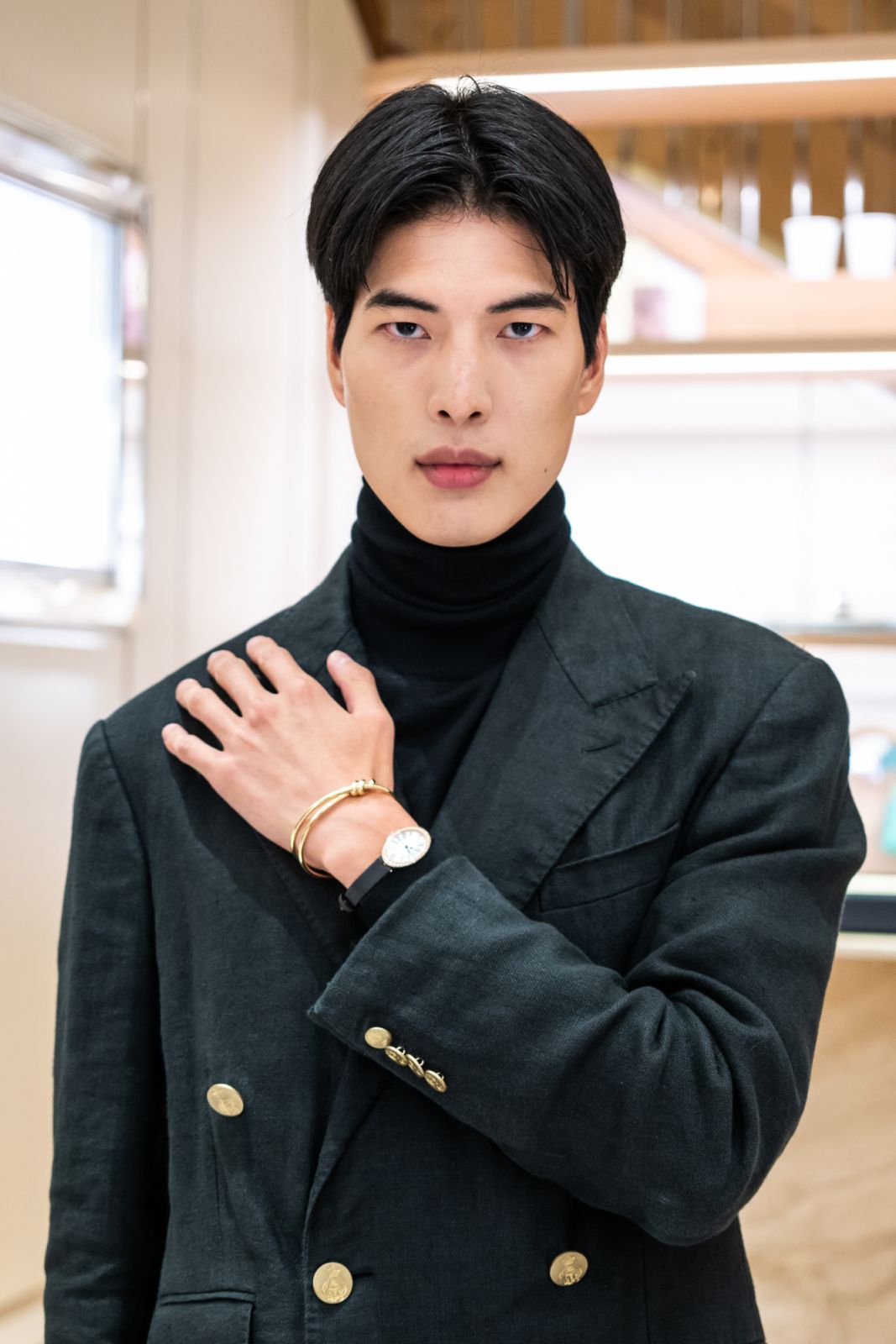 The Tiffany Knot bracelet and cocktail watch in rose gold