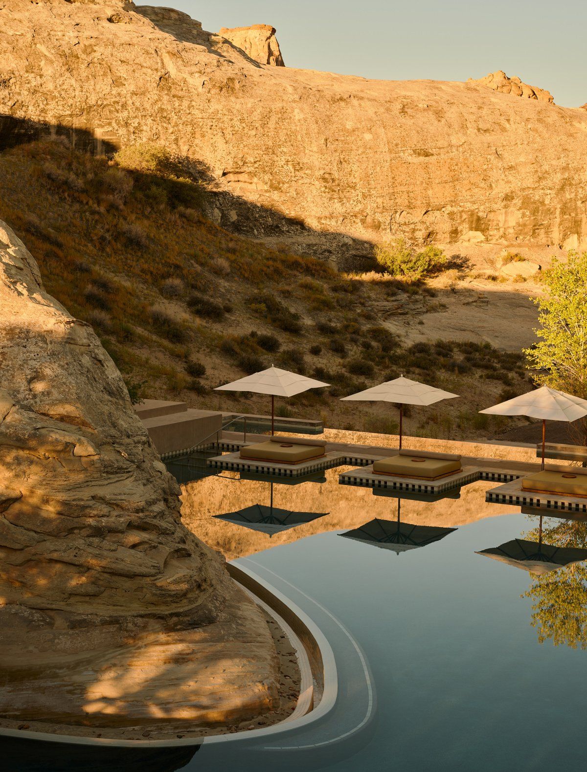 โรงแรม Amangiri ตั้งอยู่ที่ Canyon Point ลึกเข้าไปในหุบเขาของเขตอนุสรณ์สถานแห่งชาติ Grand Staircase - Escalante รัฐยูทา สหรัฐอเมริกา (ภาพ: aman)