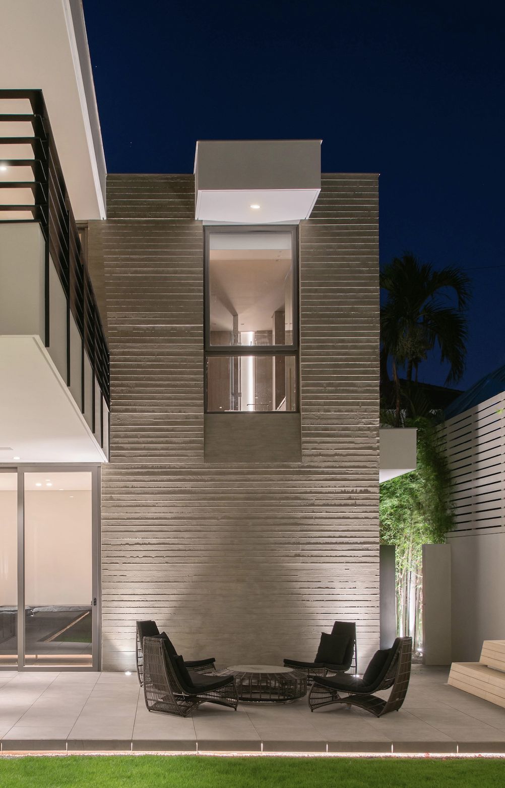 Casa 39 by Nazareno Architecture + Design
