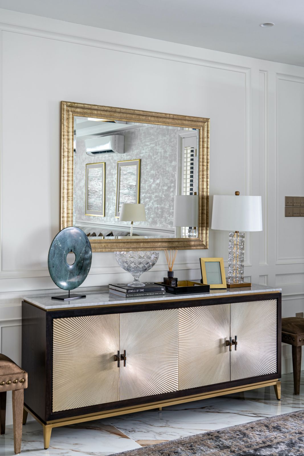 An Art Deco-inspired shine from the credenza (Photo: BricksBegin)