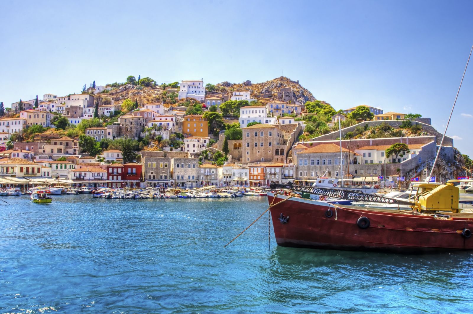 A view of the Greek island, Hydra with its port and mansions (Photo: Getty Images)