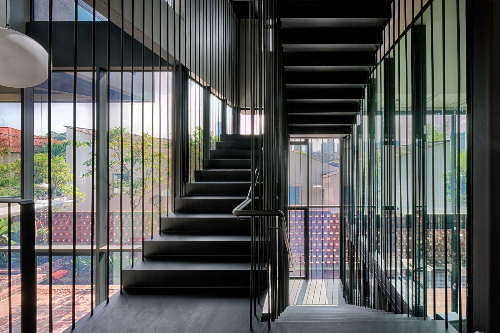 The sculptural suspended staircase