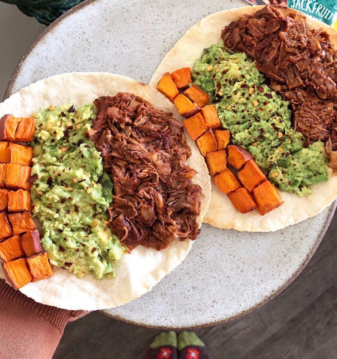 Pulled jackfruit tacos (Photo: Instagram / @megunprocessed)