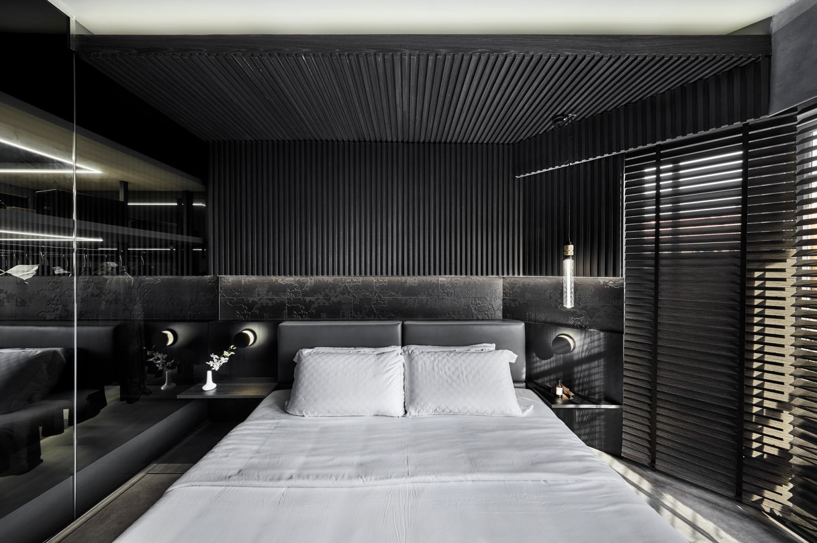 The handsome bedroom in Maer Atelier’s Villa Marina project