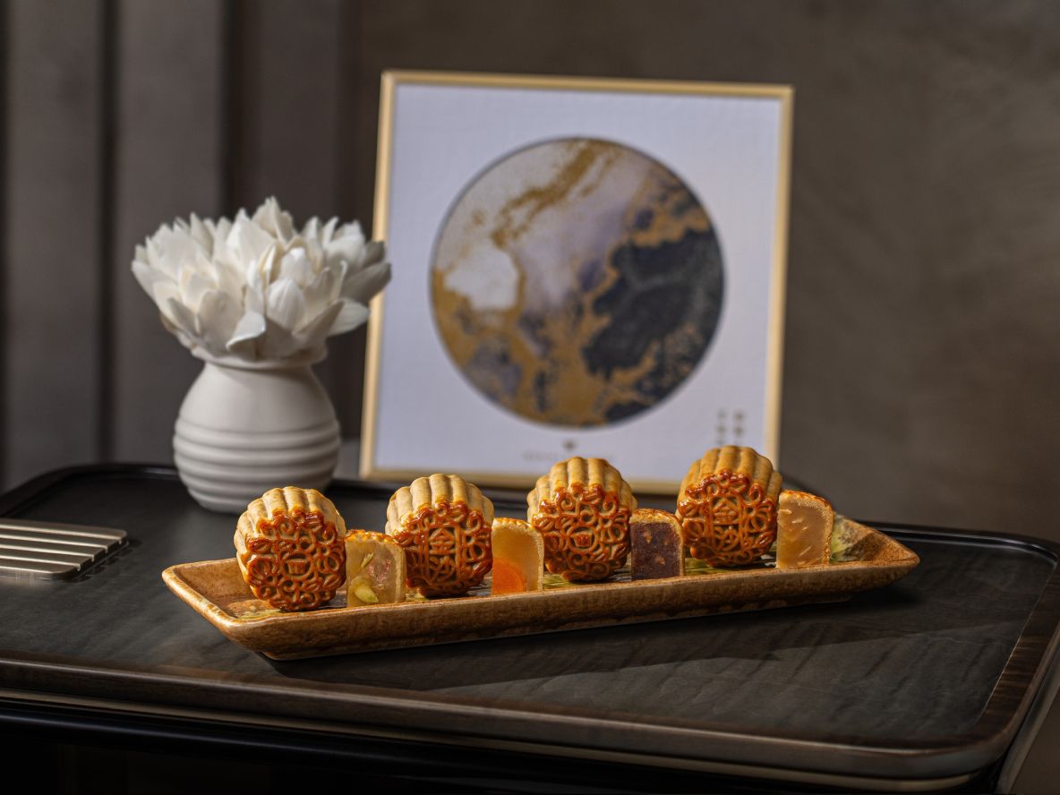 Marina Bay Sands' celestial adorned mooncake box can double as an artwork to embellish your home (Photo: Marina Bay Sands)