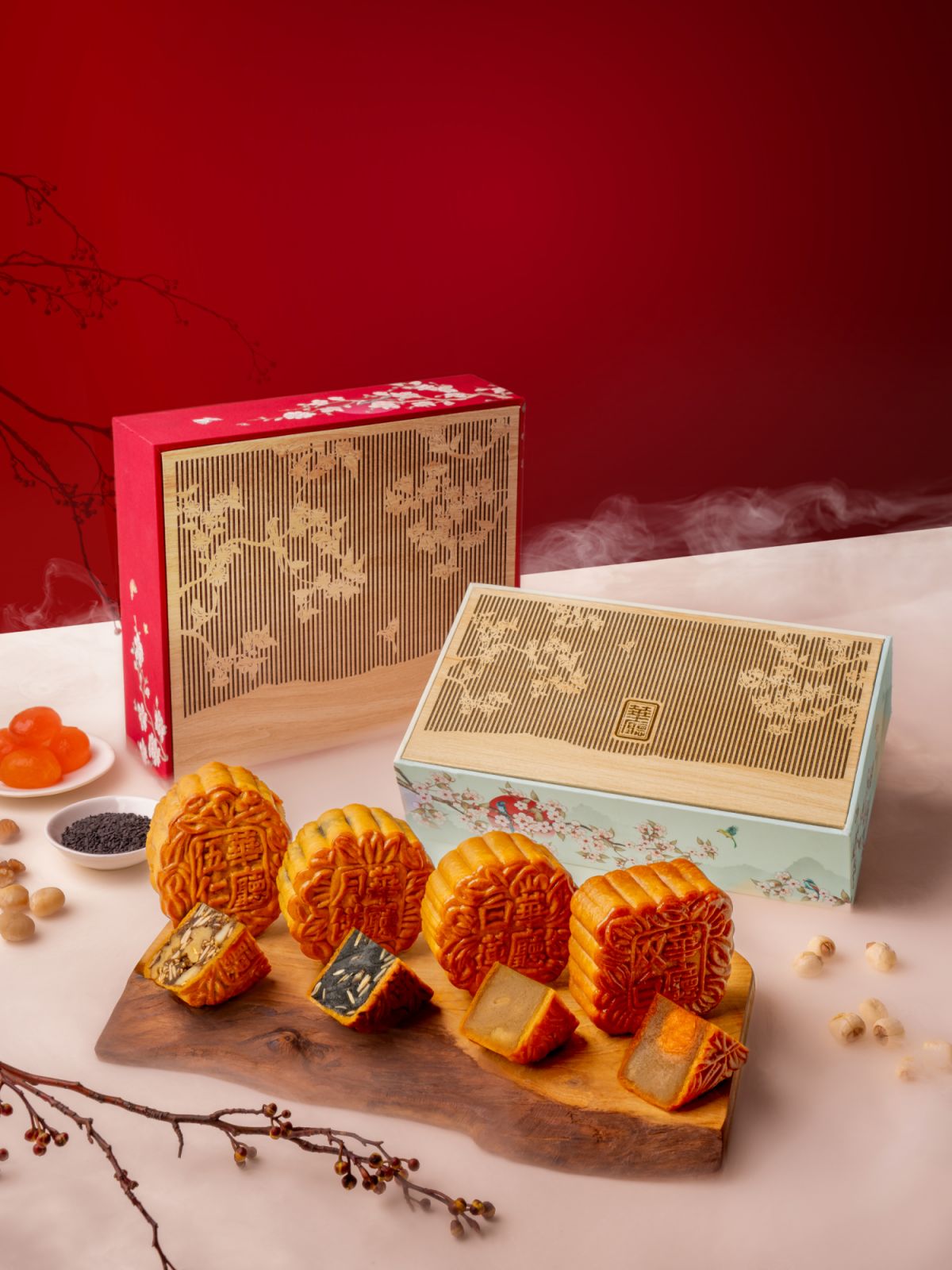 Encased in a carved wood fronted box, Hua Ting's mooncakes are exclusive baked with fine ingredients to ensure rich and fragrant degustation fit for the festivities (Photo: Orchard Hotel Singapore)