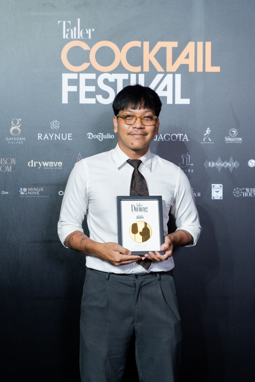 Rising Star Award ผู้ชนะคือ สหรัฐ แก้วคง จาก Vesper และ 4th Wall