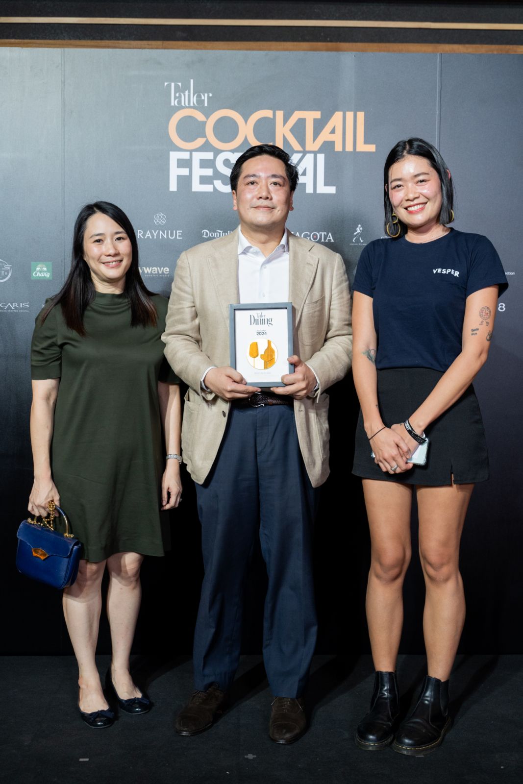 Vesper Cocktail Bar และ 4th Wall ในเครือ Foodie Collection กับรางวัล Best Bar of the Year และ Best New Bar ตามลำดับ