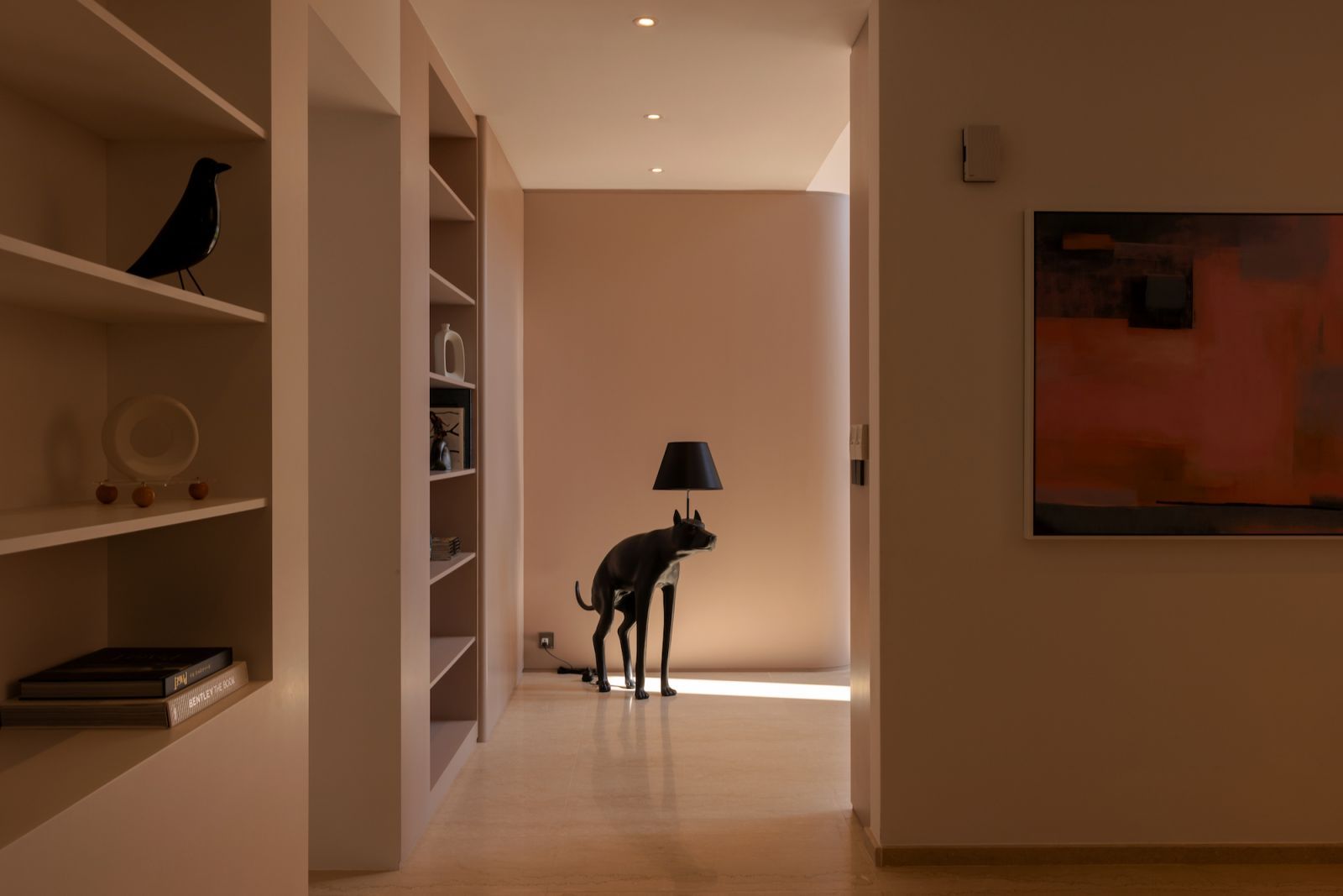 The canine lamp in A Design Atelier’s bungalow in Selangor (Photo: Pixelaw Photography)