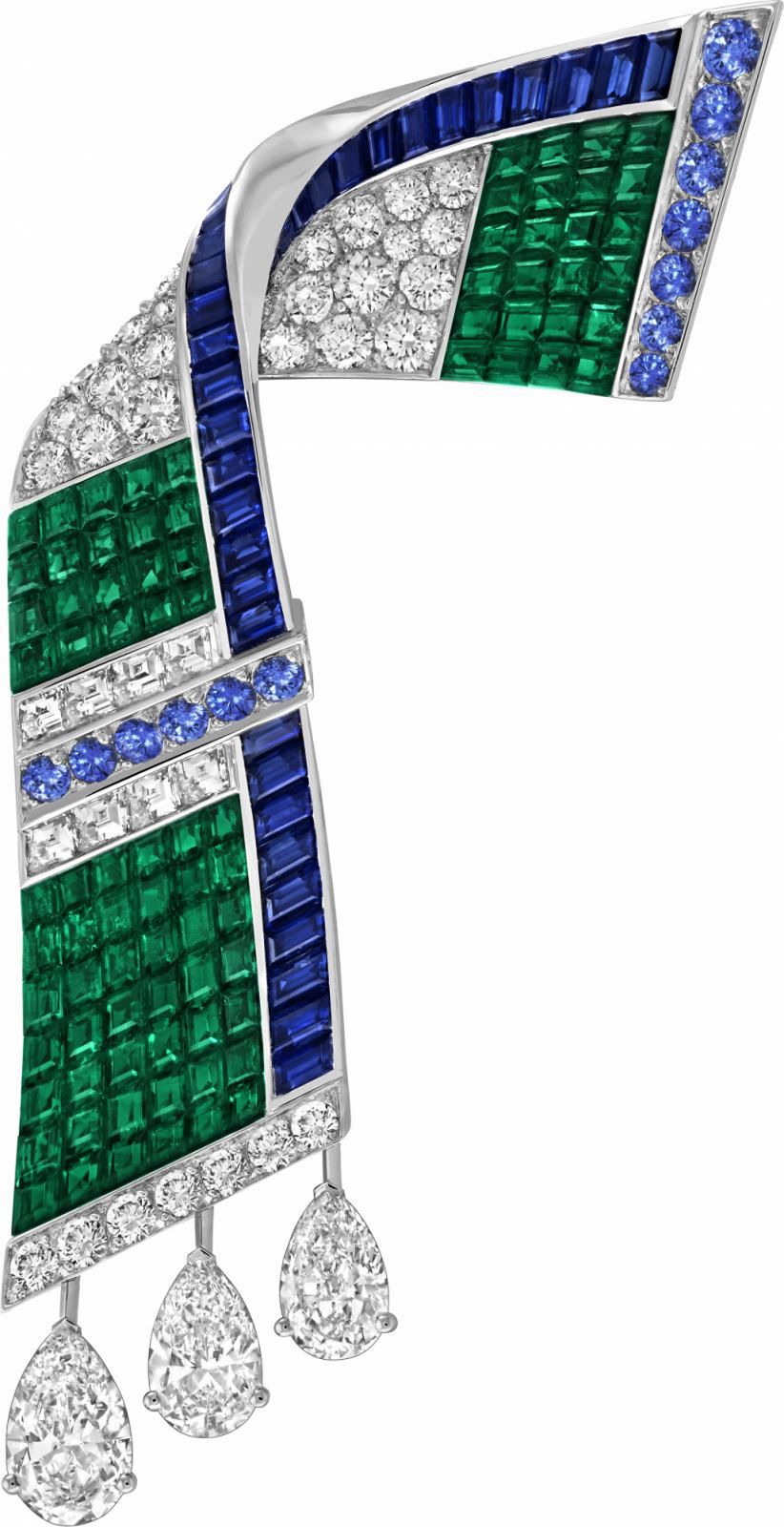 Draperie Mystérieuse is crafted from white gold, rose gold, emeralds and three pear-shaped diamonds, each weighing just over a carat (photo: Van Cleef & Arpels)