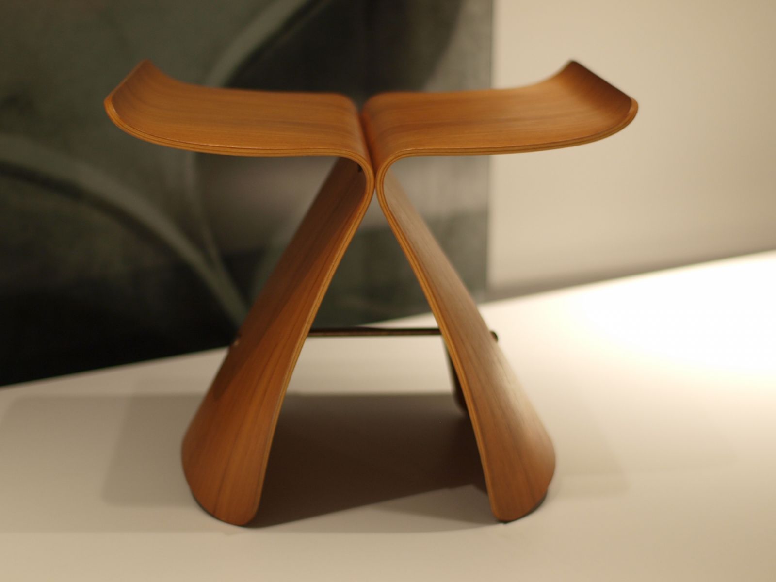 The Butterfly Stool, designed by Sori Yanagi (Photo: WikiCommons)