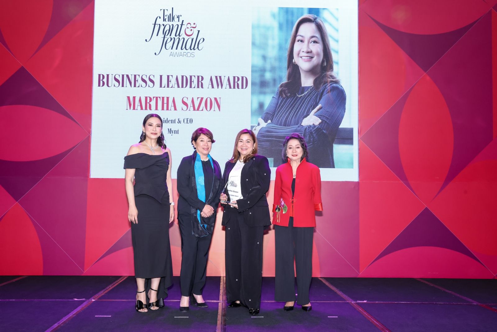 Martha Sazon of Mynt receiving the Business Leader Award, presented by Sheila Romero, Doris Magsaysay Ho and Chit Lijauco
