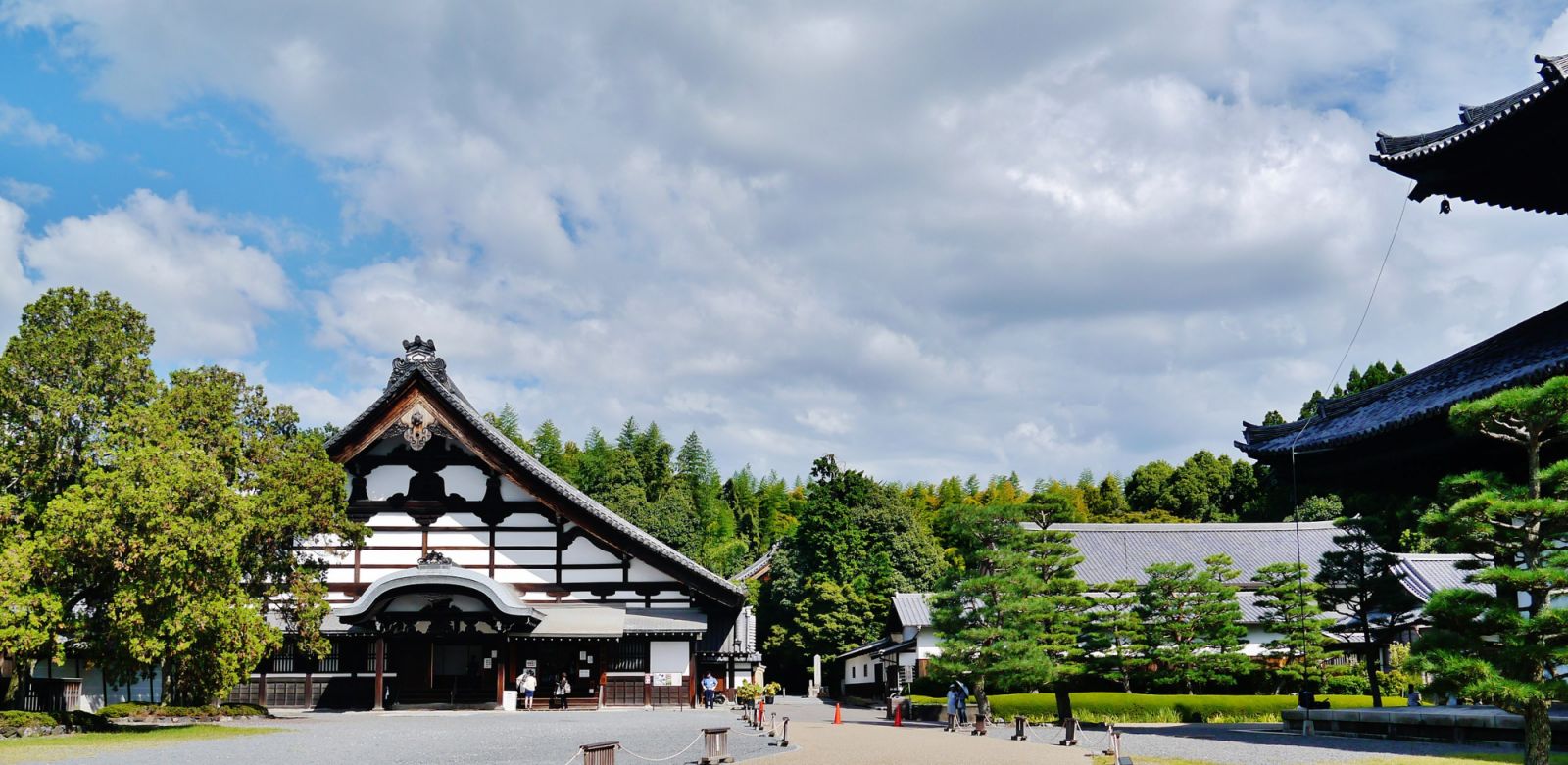 The Tofuku-ji Temple in Kyoto, Japan (Photo: WikiCommons)