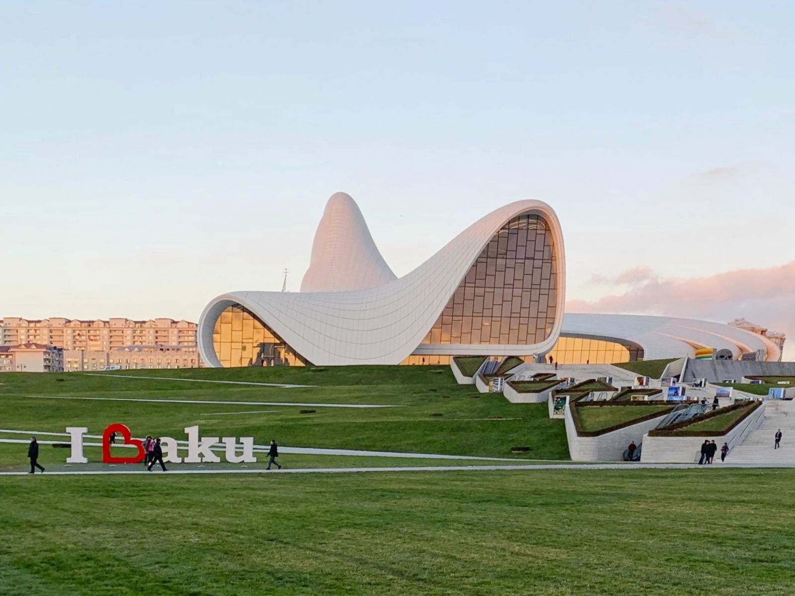 The Heydar Aliyev Center in Baku, Azerbaijan, designed by Zaha Hadid (Photo: WikiCommons)