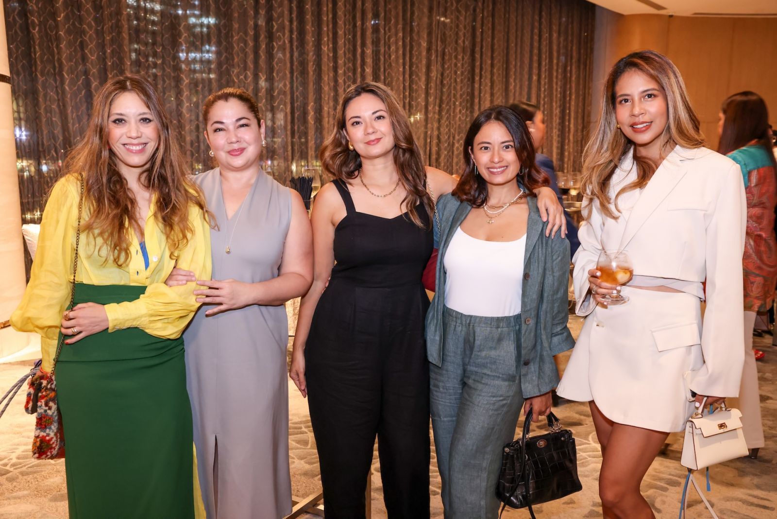Shauna Popple Williams, Isabel Lozano, Jennie Llamas Garcia, Monica Llamas Garcia and Mia Arcenas Branellec