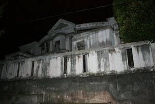 Mona Fandey’s house in Shah Alam (Photo: Facebook/@Kisah Seram dan Misteri)