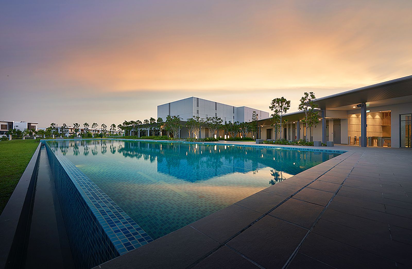 Places to relax and take in the serene environment are one of the hallmarks of this development (Photo: Tropicana)