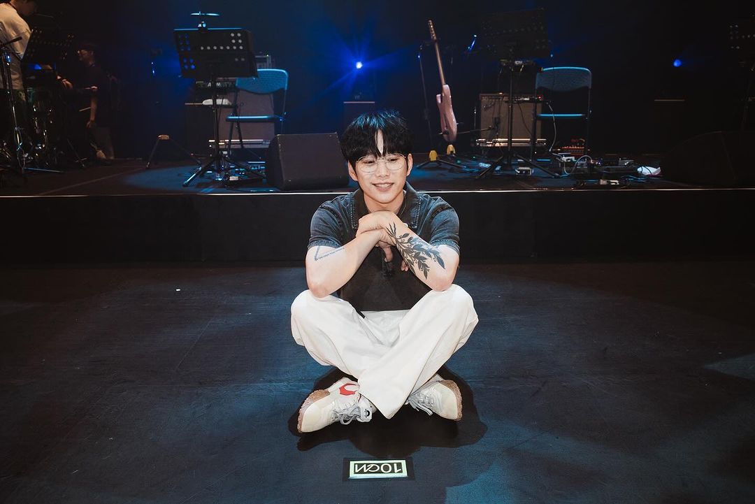 (Photo: Instagram / @10cm_official)