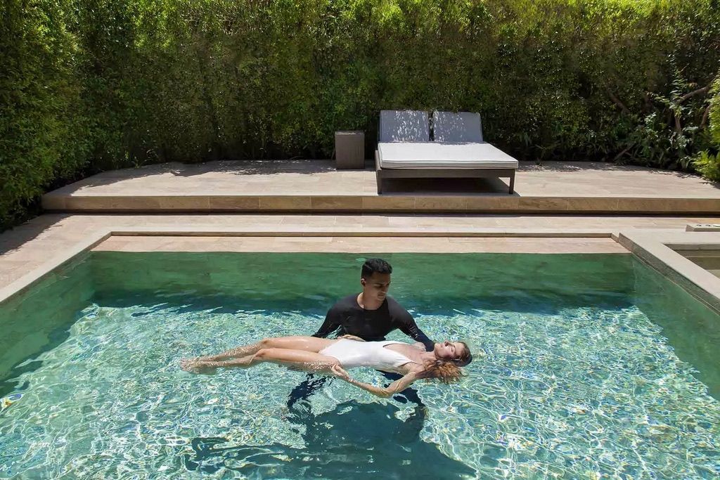 Các khách sạn, resort sang trọng ở châu Á cung cấp gói nghỉ dưỡng tập trung vào giấc ngủ giúp bạn nghỉ ngơi tốt hơn (Ảnh: Banyan Tree Veya Phuket)