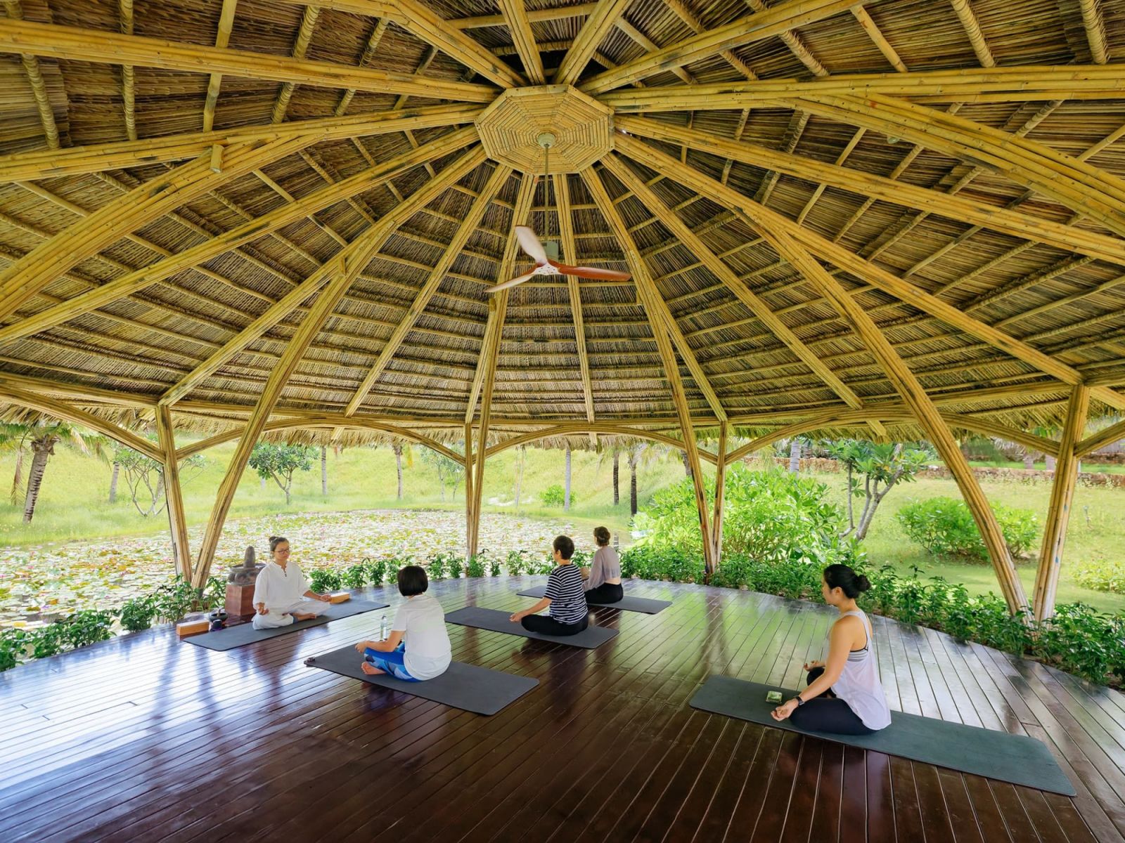 anh-Fusion Resort-2
